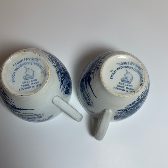 Vintage Enoch Wedgwood Tea cups and saucers - Picture 7 of 8